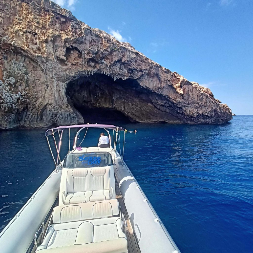 Seitan Limania and Akrotiri Cape Round Tour from Chania