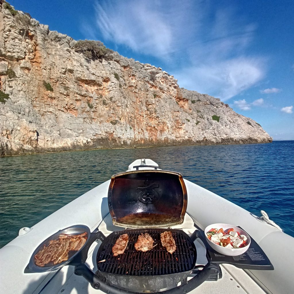 Boat Trip & Cooking Experience to the hidden Gems of Crete